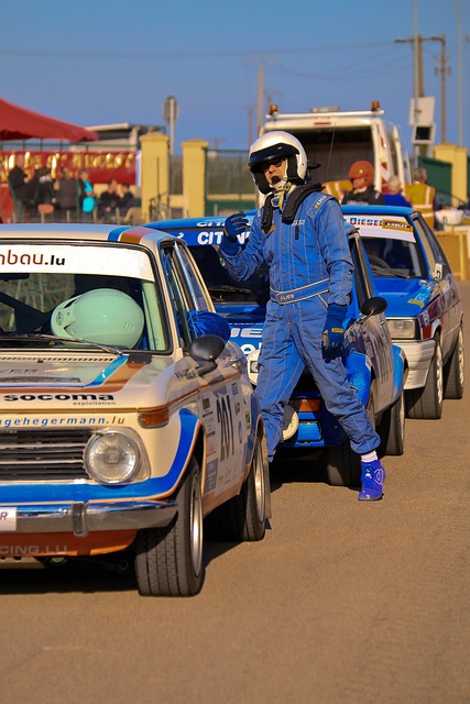 中强调了广 中强调了广